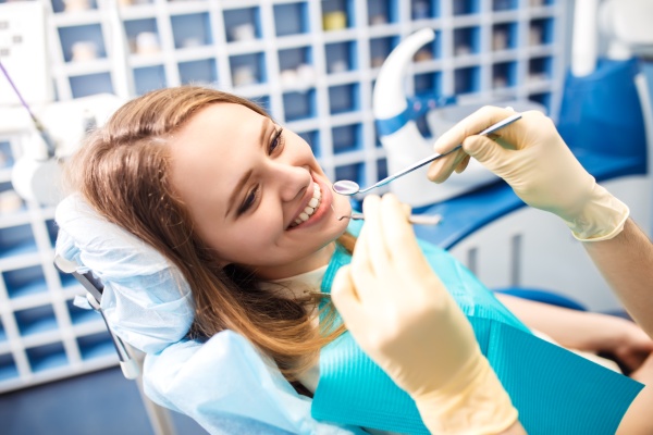 What To Expect During Teeth Extraction?