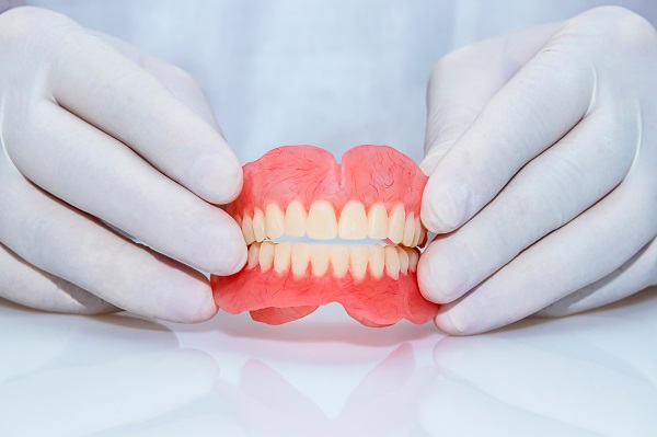 3 Signs Your Dentures Need an Adjustment - Long Grove Dental Long Grove