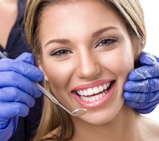 Long Grove Teeth Whitening at Dentist
