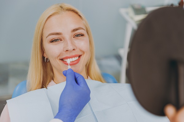 Important Information About Getting Dental Veneers